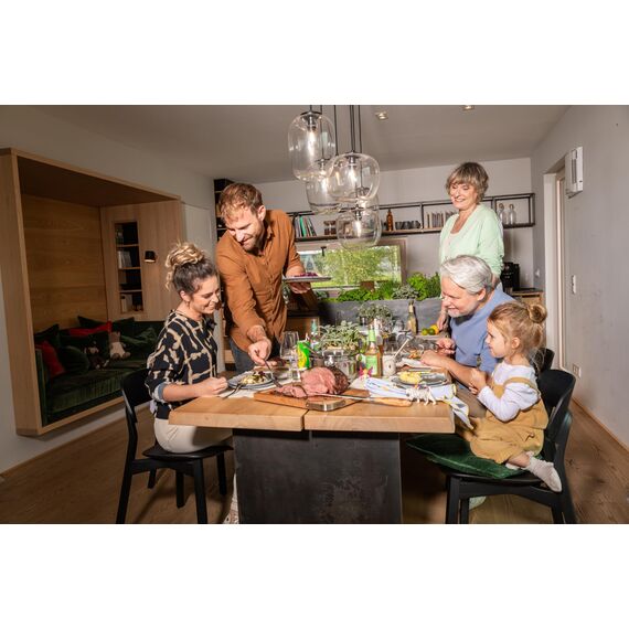 RÖSLE ELEGANCE ProPlex Servierpfanne, Antihaft, Stilvoll & Effizient - Ø 24 cm, Hitzebeständig bis 260 °C, ProPlex Antihaftversiegelung, silbern, Edelstahl 18/10