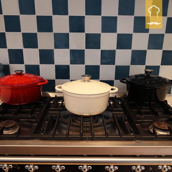 Gusseisen Topf Brot Backen 24 Cm, 3,5 L Schmortopf, Emailliert Zum Schmoren, und Braten, Brotbacktopf mit Deckel Induktion Bräter (Creme)