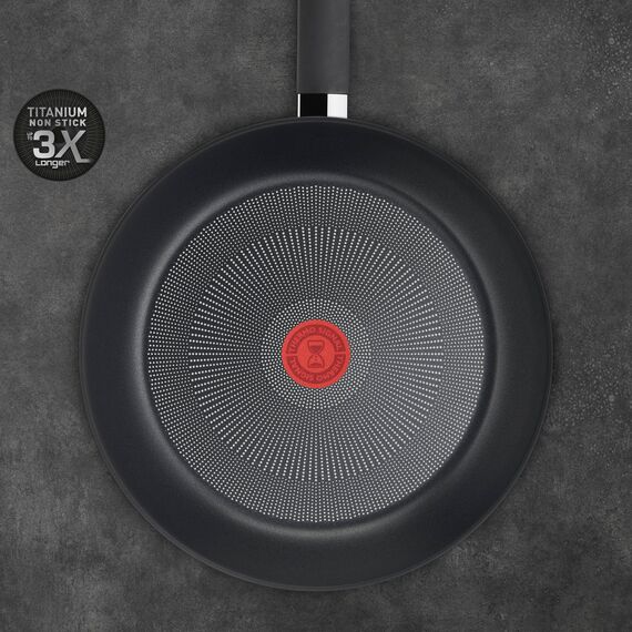 Tefal G28806 Hard Titanium On Bratpfanne 28 cm, Aluminium, unbedenkliche Antihaftversiegelung, Thermo-Signal Temperaturanzeiger, für alle Herdarten geeignet, induktionsgeeignet, Schwarz