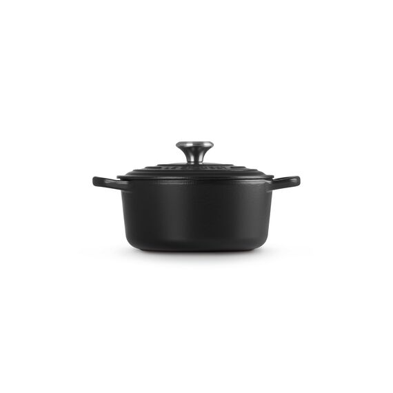 Le Creuset Signature Gusseisen-Bräter mit Deckel, Ø 18 cm, Rund, Für alle Herdarten und Induktion geeignet, Volumen: 1,8 l, 2,572 kg, Schwarz, 21177180000430