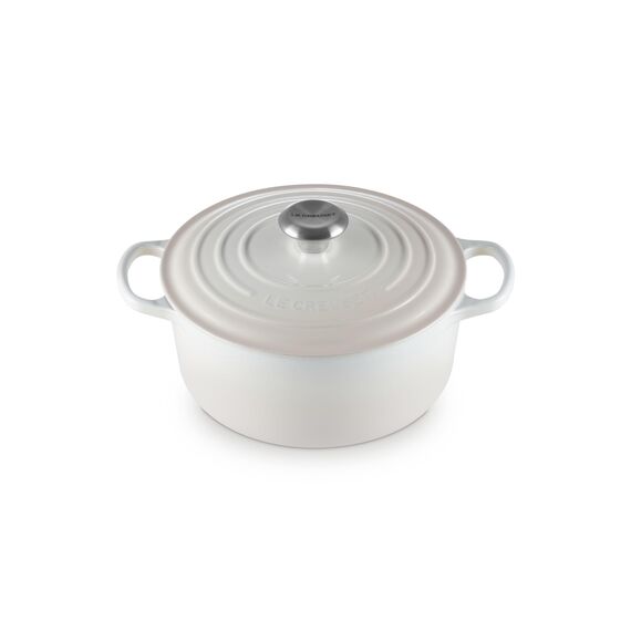 Le Creuset Signature Gusseisen-Bräter mit Deckel, Ø 24 cm, Rund, Für alle Herdarten und Induktion geeignet, Volumen: 4,2 l, 4,305 kg, Meringue, 21177247164430