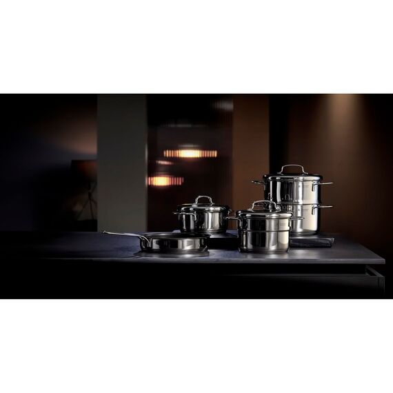 WMF Mini Bratpfanne beschichtet klein 18 cm, Cromargan Edelstahl poliert, Induktion, stapelbar, ideal für kleine Portionen oder Singlehaushalte