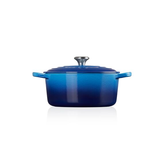 Le Creuset Signature Gusseisen-Bräter mit Deckel, Ø 22 cm, Rund, Für alle Herdarten und Induktion geeignet, Volumen: 3,3 l, 3,932 kg, Azure, 21177222202430