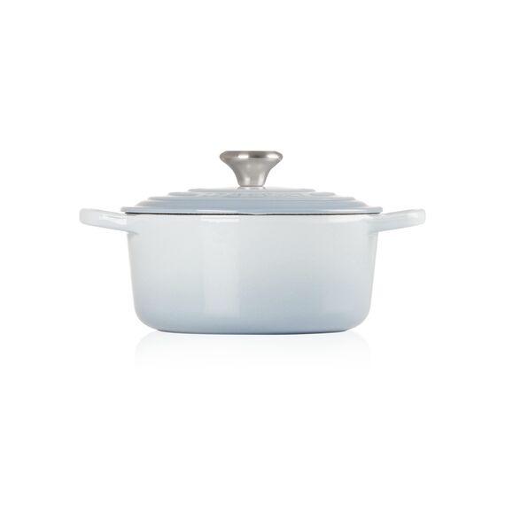 Le Creuset Signature Gusseisen-Bräter mit Deckel, Ø 22 cm, Rund, Für alle Herdarten und Induktion geeignet, Volumen: 3,3 l, 3,932 kg, Coastal Blue, 21177224202430