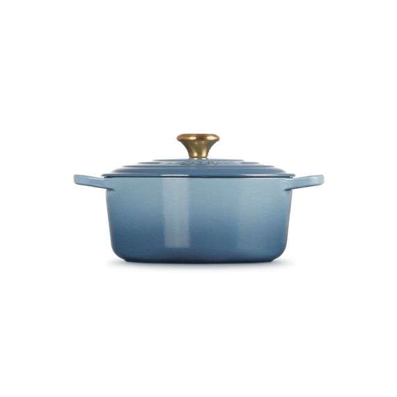 Le Creuset Signature Gusseisen-Bräter mit Deckel, Ø 24 cm, Rund, Für alle Herdarten und Induktion geeignet, Volumen: 4,2 l, 4,305 kg, Chambray, 21177244344441