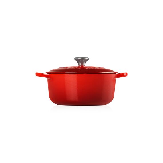 Le Creuset Signature Gusseisen-Bräter mit Deckel, Ø 20 cm, Rund, Für alle Herdarten und Induktion geeignet, Volumen: 2,4 l, 3,092 kg, Kirschrot, 21177200602430