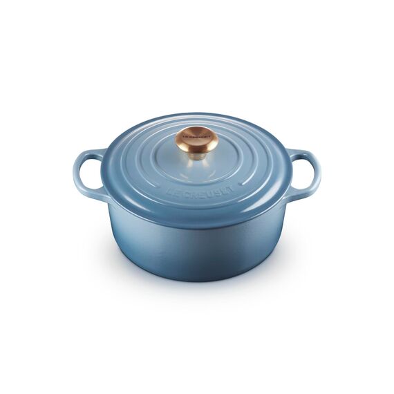 Le Creuset Signature Gusseisen-Bräter mit Deckel, Ø 24 cm, Rund, Für alle Herdarten und Induktion geeignet, Volumen: 4,2 l, 4,305 kg, Chambray, 21177244344441