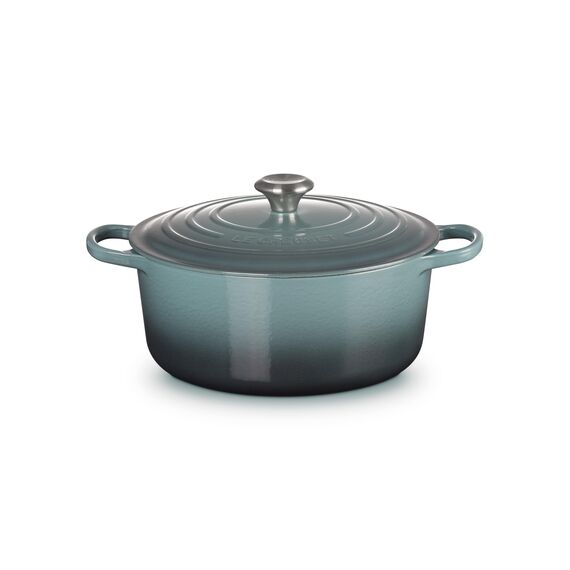 Le Creuset Signature Gusseisen-Bräter mit Deckel, Ø 28 cm, Rund, Für alle Herdarten und Induktion geeignet, Volumen: 6,7 l, 6,125 kg, Ocean, 21177283602430