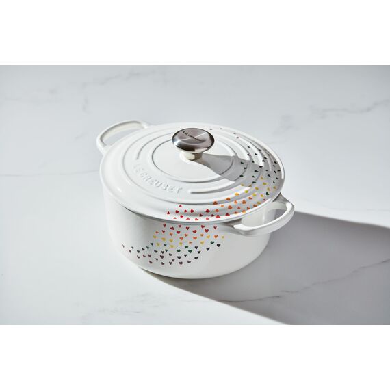 Le Creuset Signature Gusseisenbräter mit Deckel, Ø 24 cm, rund, geeignet für alle Herdarten und Induktion, Volumen: 4,2 l, 4,305 kg, Loving Collection, 21177248471430