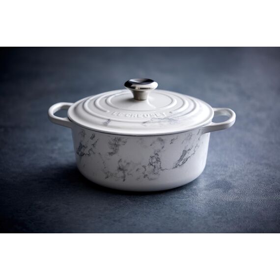 Le Creuset Signature Gusseisenbräter mit Deckel, Ø 24 cm, rund, geeignet für alle Herdarten und Induktion, Volumen: 4,2 l, 4.3 kg, Marble, 21177248691430