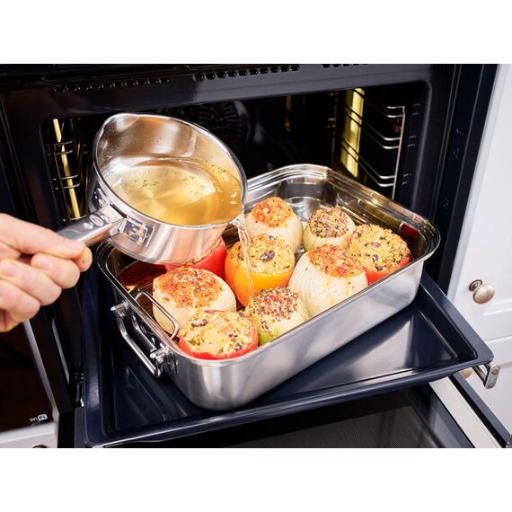 RÖSLE EXPERTISO Bräter rechteckig, Hochwertiger Bräter mit Glasdeckel, Edelstahl 18/10, backofengeeignet, induktionsgeeignet, spülmaschinengeeignet,Silberfarben, 38 x 28 cm