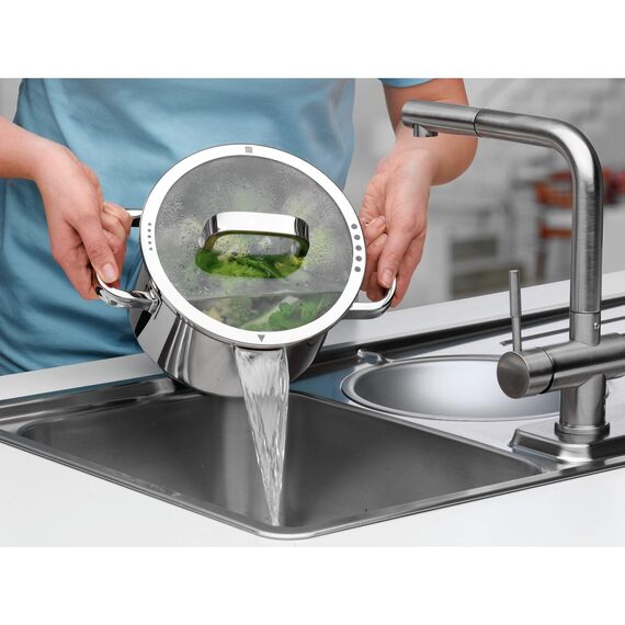 WMF Function 4 Kochtopf klein 16cm, Glasdeckel, Fleischtopf Induktion 1,9l, Cromargan Edelstahl poliert, 4 Abgießfunktionen, Innenskalierung, rot