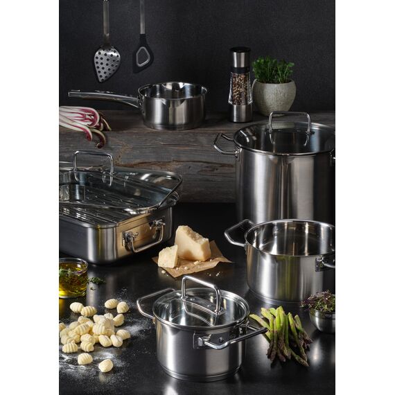 RÖSLE EXPERTISO Stielkasserolle, Hochwertiger Universaltopf aus Edelstahl 18/10, 16 cm, Edelstahlgriff, Innenskalierung, induktionsgeeignet, spülmaschinengeeignet, Silberfarben