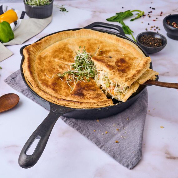 VICTORIA Bratpfanne Gusseisenpfanne Eingebrannte, Induction 25cm Geeignet für Feuer, Grill, Backofen, Ceranfeld, Gas, Cast Iron Skillet Cured, Toxic Free Non-Stick Kochgeschirr ohne PTFE oder PFOA