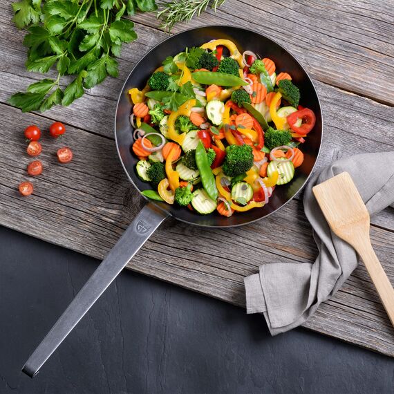 GRÄWE® Profi schmiedeeiserne Bratpfanne schwer (/) 32 cm - Made in Germany