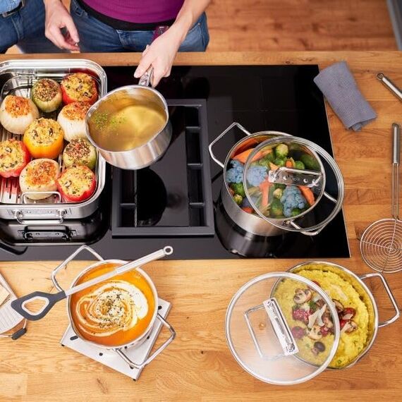 RÖSLE EXPERTISO Topf-Set 4-tlg., hochwertiges Universaltopfset mit 3 Kochtöpfen und 1 Stielkasserolle, Edelstahl 18/10, Glasdeckel, Innenskalierung, induktionsgeeignet, spülmaschinengeeignet