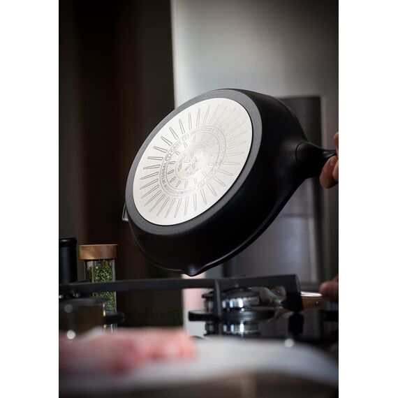 Tefal Robusto Aluguss Bratpfanne 28 cm, Pfanne Induktion mit Antihaftversiegelung, Thermo-Signal bei idealer Brattemperatur, einfache Reinigung, spülmaschinenfest, für alle Herdarten geeignet E24906
