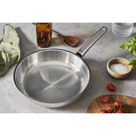 Fissler Steelux Pro/Edelstahl-Pfanne (Ø 28 cm) Bratpfanne-unbeschichtet, scharfes anbraten, Made in Germany - Induktion