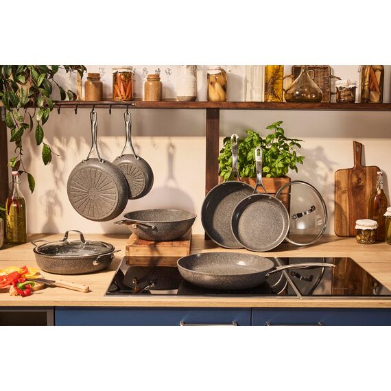 BALLARINI Salina Bratpfanne, 28 cm, Aluminium, Keramikantihaftbeschichtung mit Titan-Hartgrundierung, kratzfeste Keramikpfanne für alle Herdarten, Induktionsgeeignet [Made in Italy]