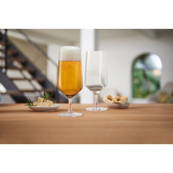 LEONARDO HOME Puccini Bier-Gläser 6er Set • Pilsgläser (410 ml) mit gezogenem Stiel • spülmaschinenfeste Biertulpen • Höhe 18,6 cm • 069541