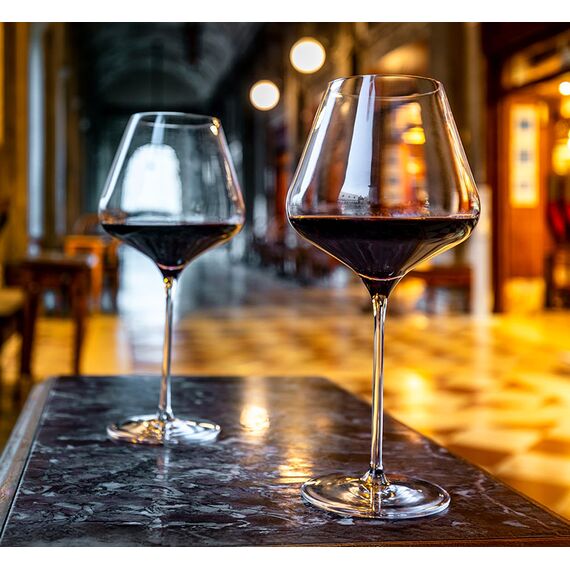 Stölzle Lausitz Burgundergläser Quatrophil 6er-Set 710ml – Elegante Rotweingläser ideal für Burgunder – Burgunderkelch aus Kristallglas für optimale Aromaentfaltung – Spülmaschinen- & Stoßfest