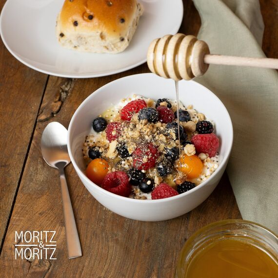 Moritz & Moritz BASIC Schüssel Set 6-teilig - Ø 14 x 7 cm mit ca. 500 ml Füllmenge - aus hochwertigem Porzellan in klassischem Weiß - Für Suppen, Salate, Desserts, Müsli und mehr