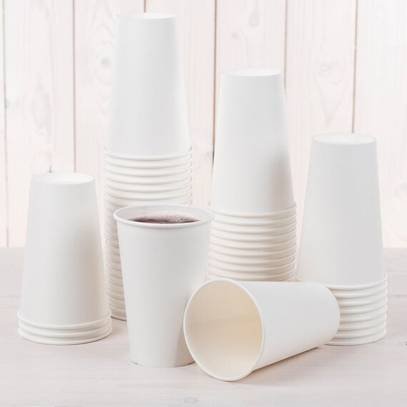 HEKU 50 weiße Pappbecher| Frischfaser mit Beschichtung | Umweltfreundlich & recyclingfähig | FSC-Zertifiziert | Für Heiß- und Kaltgetränke | Ideal für Veranstaltungen, Büros und Cafés, 0,4l
