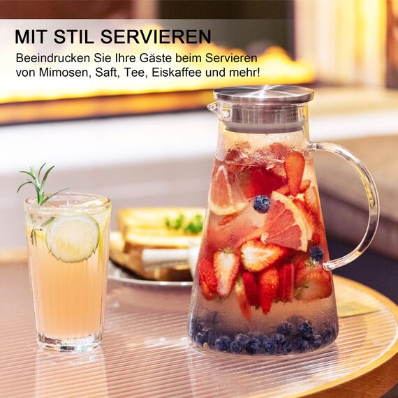 SUSTEAS 2 Liter Karaffe aus Glas mit Deckel - Schwenkkaraffe für Selbstgemachte Getränke, Eistee, Kaffee, Milch, Wein, Saft - Spülmaschinenfest & Ausgießer