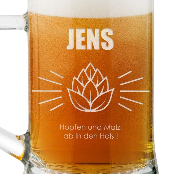 Maverton Bierkrug mit Gravur - personalisiert - 500 ml - Geburtstagsgeschenk für Herren - Geschenkidee für Bierfreunde - Weihnachtsgeschenke - Malz