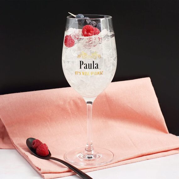 Herz & Heim® schönes Geschenk für die Frau Weinglas mit Personalisierung zu Weihnachten oder zum Geburtstag wine o clock