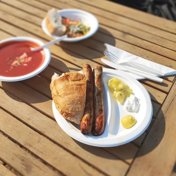 Linario® Mehrweglöffel aus Maisstärke - Nachhaltiges Besteck ohne Plastik - Stabiles hochwertiges Geschirr für Partys, Grill und Camping - 17cm (50)