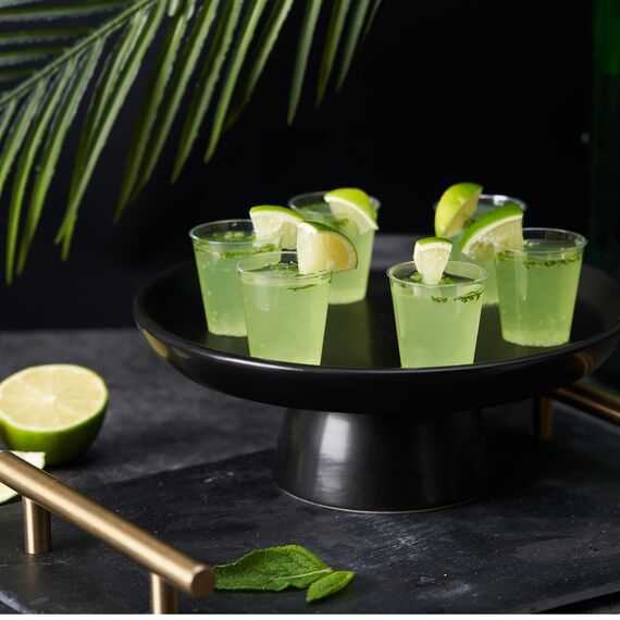 MATANA 60 Schnapsgläser aus Plastik, Transparent 3cl - Pinnchen Kunststoff, Shotgläser, Shot Becher, Schnapsbecher, Plastikbecher - Party Zubehör - Stabil & Mehrweg