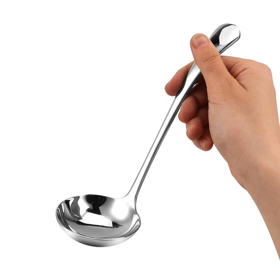Edelstahl Silber Suppenschöpfer, 20 cm Soßenkelle, Suppenkelle, Servierlöffel von Suppen und Eintöpfen, Spülmaschinenfest(Kleiner Suppenlöffel)