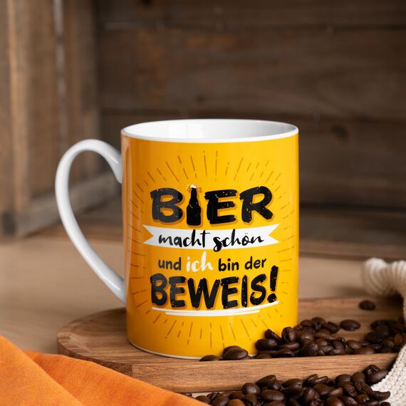 GRUSS & CO XL-Tasse mit Motiv "Macht schön" | Große Kaffeetasse aus Porzellan, XL Jumbo-Becher, 60 cl, mit lustigem Spruch | Geschenk, Männergeschenk | 74134