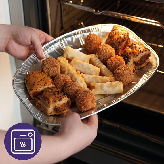 MATANA 20 Große Alu Servierplatten, 35x26cm – Einweg- & Mehrweg Serviertablett mit Hohem Rand & Extra Tiefe – Ofen- & Gefrierschrankgeeignete Buffetplatten für Partys, Weihnachten, Catering