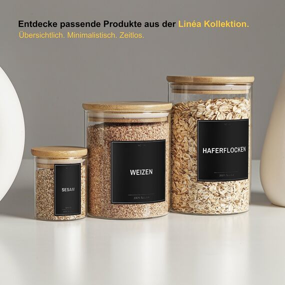 Greeano Gewürzgläser Set mit Holzdeckel [24x 120ml] und 300 Gewürzetiketten [DE] - Gewürze Aufbewahrung mit Streueinsatz - Gewürzdosen Bambus - Gewürzbehälter Holz - Spice Jars Bambusdeckel