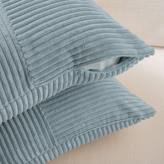 FDTERN 2er Set Hellblau Kordsamt Kissenbezug 55x55 Weich Moderne Dekorative Kissenbezüge Kissenhülle Dekokissenbezug Sofakissen Dekokissen Boho Deko für Sofa Schlafzimmer Wohnzimmer Bett