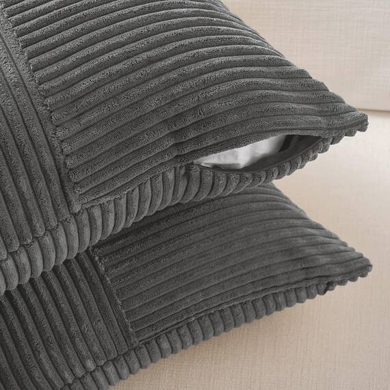 FDTERN 2er Set Dunkelgrau Kordsamt Kissenbezug 55x55CM Weich Moderne Dekorative Kissenbezüge Kissenhülle Dekokissenbezug Sofakissen Dekokissen Boho Deko für Sofa Schlafzimmer Wohnzimmer Bett