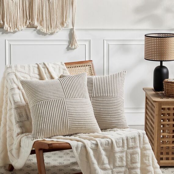 FDTERN 2er Set Taupe Kordsamt Kissenbezug 60x60CM Weich Moderne Dekorative Kissenbezüge Kissenhülle Dekokissenbezug Sofakissen Dekokissen Boho Deko für Sofa Schlafzimmer Wohnzimmer Bett