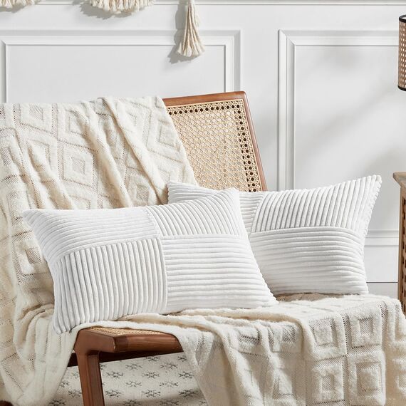 FDTERN 2er Set Reines Weiß Kordsamt Kissenbezug 50x70CM Weich Moderne Dekorative Kissenbezüge Kissenhülle Dekokissenbezug Sofakissen Dekokissen Boho Deko für Sofa Schlafzimmer Wohnzimmer Bett