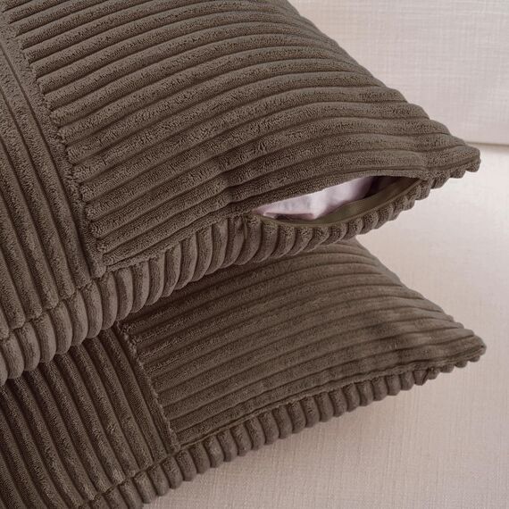 FDTERN 2er Set Dunkelbraun Kordsamt Kissenbezug 65x65CM Weich Moderne Dekorative Kissenbezüge Kissenhülle Dekokissenbezug Sofakissen Dekokissen Boho Deko für Sofa Schlafzimmer Wohnzimmer Bett