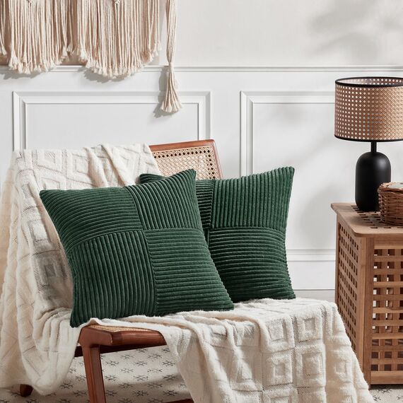 FDTERN 2er Set Dunkelgrün Kordsamt Kissenbezug 70x70 Weich Moderne Dekorative Kissenbezüge Kissenhülle Dekokissenbezug Sofakissen Dekokissen Boho Deko für Sofa Schlafzimmer Wohnzimmer Bett