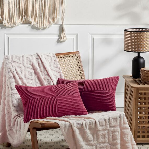 FDTERN 2er Set Weinrot Kordsamt Kissenbezug 40x80CM Weich Moderne Dekorative Kissenbezüge Kissenhülle Dekokissenbezug Sofakissen Dekokissen Boho Deko für Sofa Schlafzimmer Wohnzimmer Bett