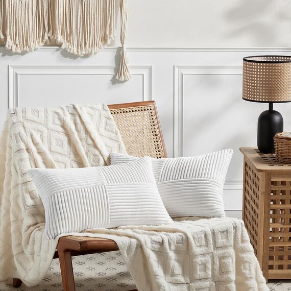 FDTERN 2er Set Reines Weiß Kordsamt Kissenbezug 40x80CM Weich Moderne Dekorative Kissenbezüge Kissenhülle Dekokissenbezug Sofakissen Dekokissen Boho Deko für Sofa Schlafzimmer Wohnzimmer Bett