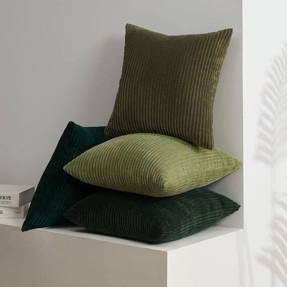 Topfinel 4er Set Kissenbezug 45x45 Cord mit Gestreiftem Dekokissen für Sofa Schlafzimmer Wohnzimmer, Flauschige Kissenhülle Dunkelgrün in Kinderzimmer, Dekorativ und Weich