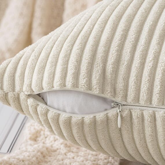 Slozzi 2er Set Kordsamt Kissenbezug Beige 50x50cm Kissenbezüge Kissenhülle Sofakissen Dekokissenbezug Couchkissen Weich für Sofa Schlafzimmer Wohnzimmer Balkon