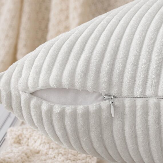 Slozzi 2er Set Kordsamt Kissenbezug Reines Weiß 30x50cm Kissenbezüge Kissenhülle Sofakissen Dekokissenbezug Couchkissen Weich für Sofa Schlafzimmer Wohnzimmer Balkon