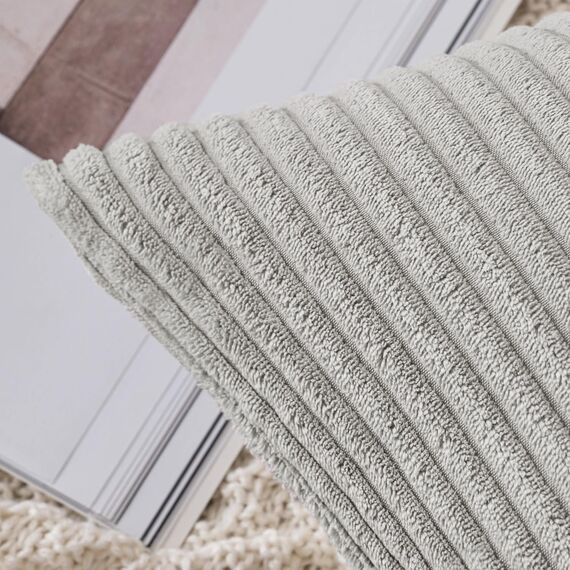 Slozzi 2er Set Kordsamt Kissenbezug Hellgrau 45x45cm Kissenbezüge Kissenhülle Sofakissen Dekokissenbezug Couchkissen Weich für Sofa Schlafzimmer Wohnzimmer Balkon