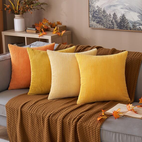 MIULEE Kordsamt Kissenbezug Weiche Kissenhülle Dekorative Sofakissen Quadratische Dekokissen Moderne Zierkissenbezug Gestreifte Kissenbezüge für Wohnzimmer Schlafzimmer 4 Stück 45x45cm Gelb