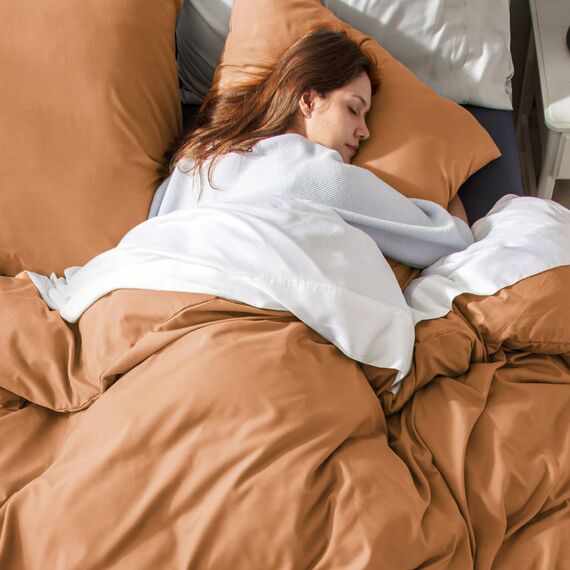 BEDSURE Bettwäsche 135x200 2teilig Orange - 1 Bettbezug 135x200 cm 1 Kissenbezug 80X80 cm, ÖKO-TEX Bettwäsche-Sets Gebrannte Orange Polyester Mikrofaser mit Reißverschluss